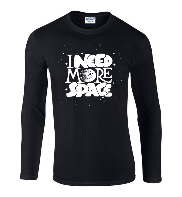 i need more space Fekete Férfi Hosszú Ujjú Póló